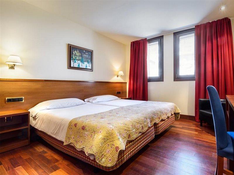 Snoe Hotel Candanchú Екстериор снимка