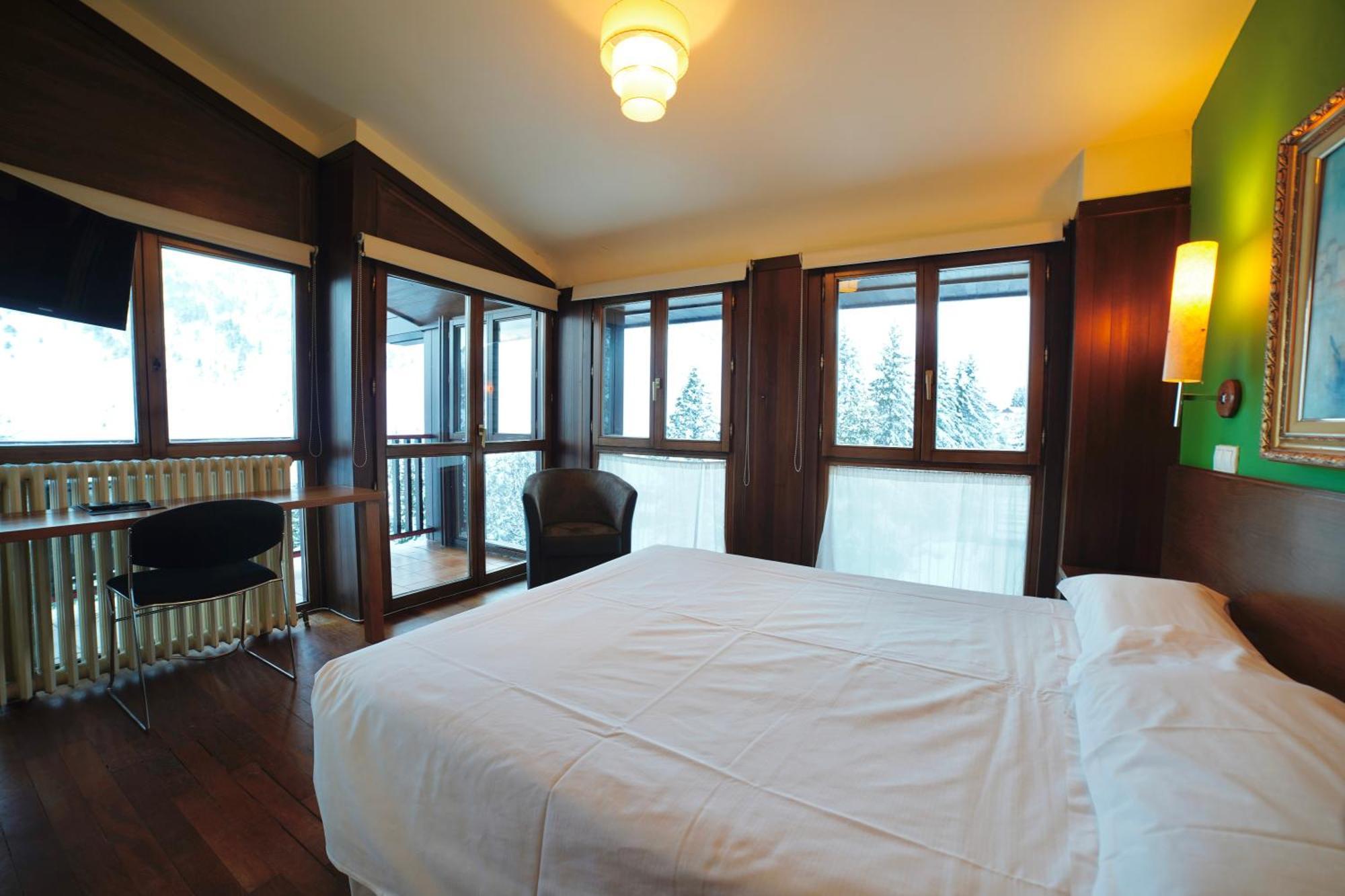 Snoe Hotel Candanchú Екстериор снимка