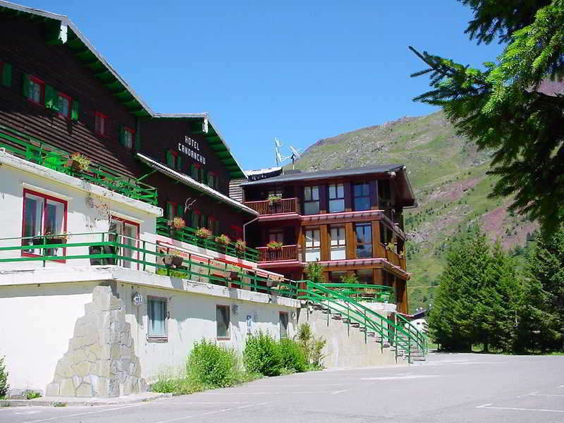 Hotel Candanchú Екстериор снимка